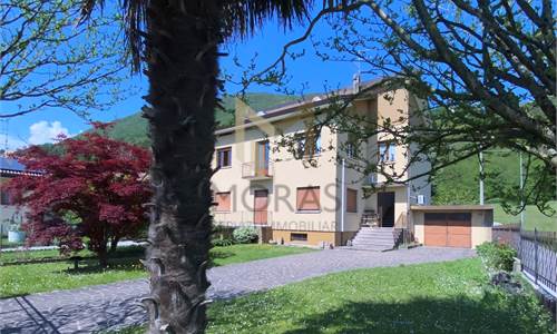 APPARTAMENTO INDIPENDENTE CON GIARDINO