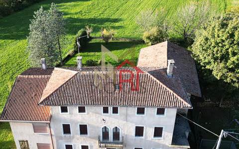 Polcenigo casa anni '70 e rustico del '900